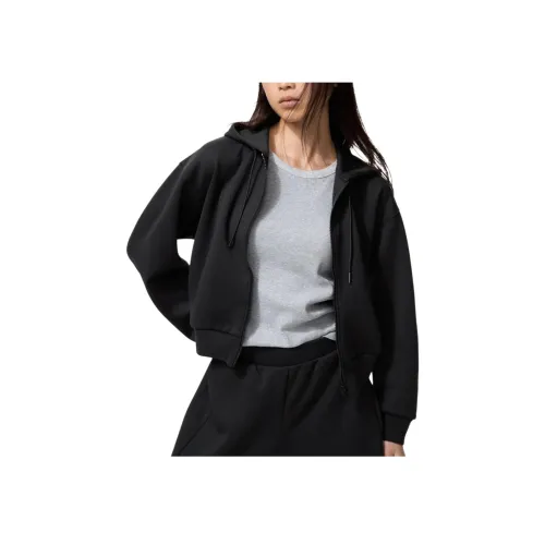 UNIQLO Черные Женские Толстовки