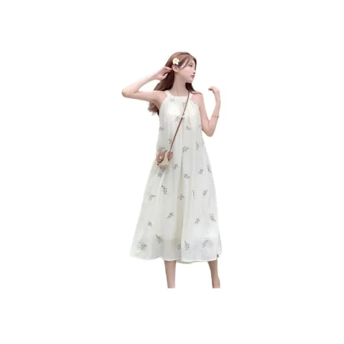 Wooden Rabbit Платье с юбкой Женское