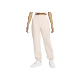 Светло-розовый