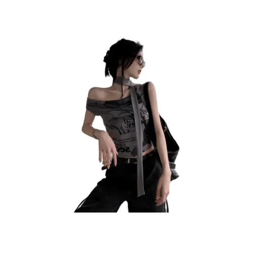 YEARNED Женские футболки