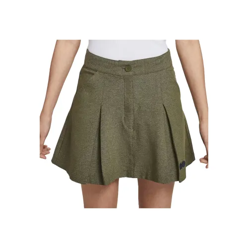 Nike Повседневные короткие юбки Женские Зеленый