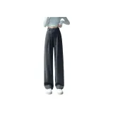 Серый, маленький