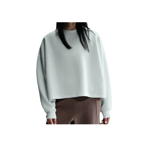 nike Dri Fit 24,7 ImpossiblySoft Толстовка Женская Белая