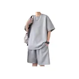 Светло-серый комплект одежды