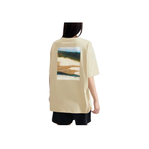 The North Face T-Shirt Женская Гравийно-песочный