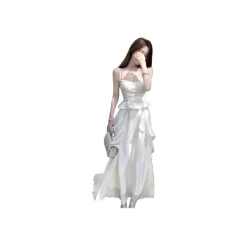 CANTALOVE Женские комплекты с юбкой