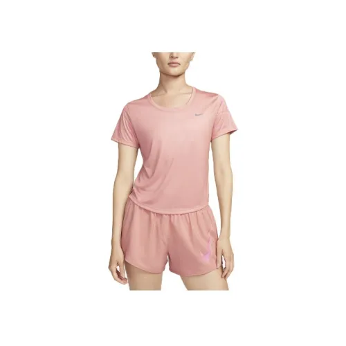 NIKE Розовые Женские Футболки