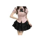 Розовая рубашка + черная пышная юбка + черные перекрестные галстуки-бабочки