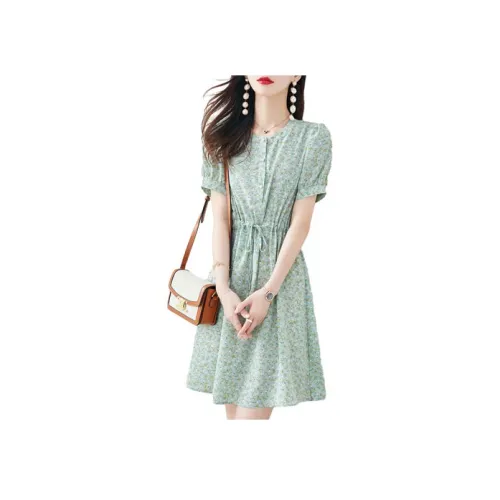 Still Quiet Короткий рукав Платье Женское Зеленое