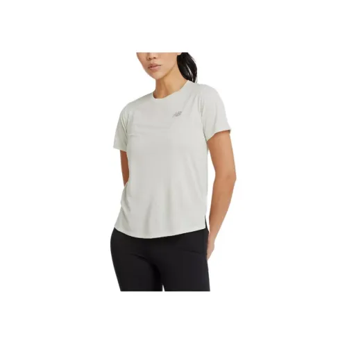 New Balance Стандартная футболка женская натуральный мятный цвет