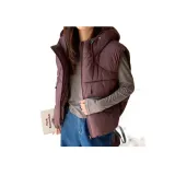 Жилет фиолетового цвета