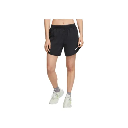 nike Спортивные шорты Женские Черные