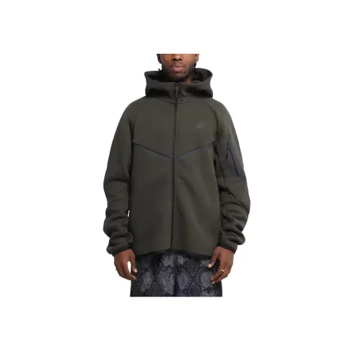 Nike Clothing Оливковый Мужской Куртки