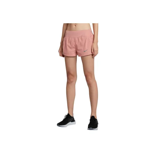 Nike Повседневные шорты Женские Розовые