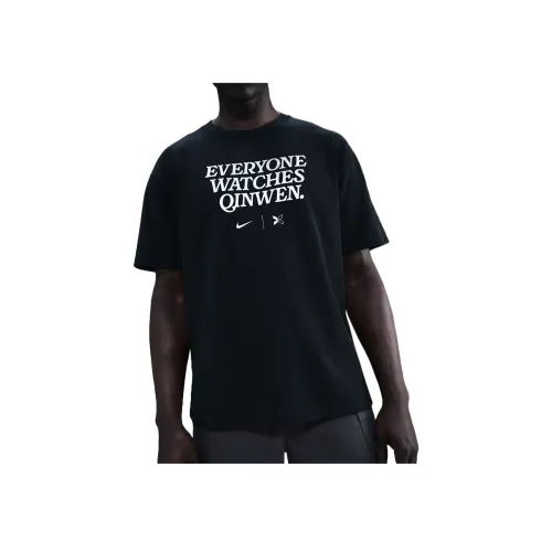 Nike Черные Женские T-рубашки