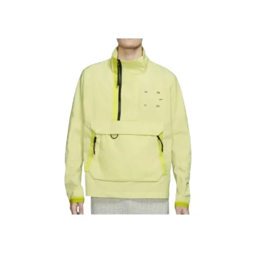 Nike Куртки и Пальто Мужские Желтые