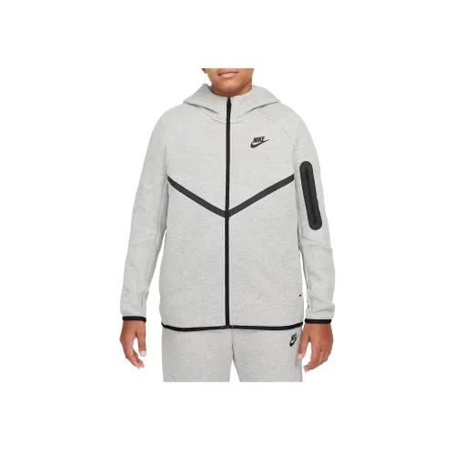 Куртка Nike Sportswear Tech Fleece темно-серая для подростков