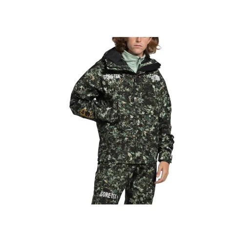 The North Face Оливково-зеленый Мужские Куртки