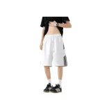 Белый, серый, вереск, черные полосы, шорты, стиль позиционирования