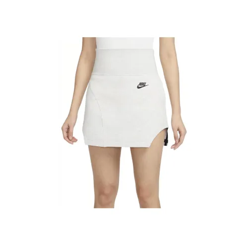 Nike SS24 Sportswear Tech Fleece Повседневные короткие юбки Женские Светло-серый