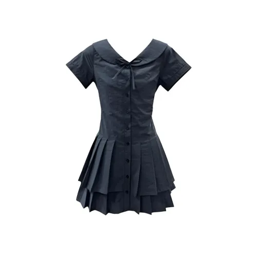 JOPPTI Короткое платье с короткими рукавами женское