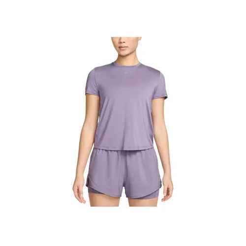 nike Dri Fit Стандартная футболка Женская Светло-фиолетовая