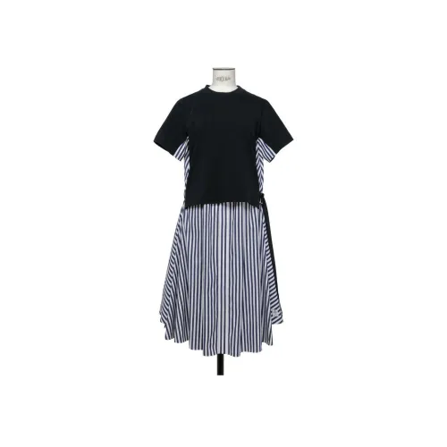Sacai Женские Платья с Коротким Рукавом в Морской Полосе