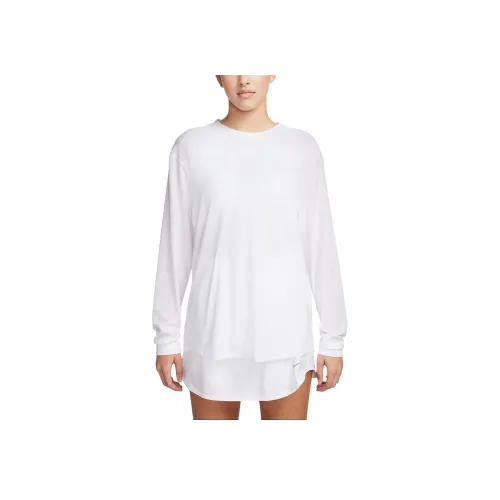 NIKE Белые Женские Футболки