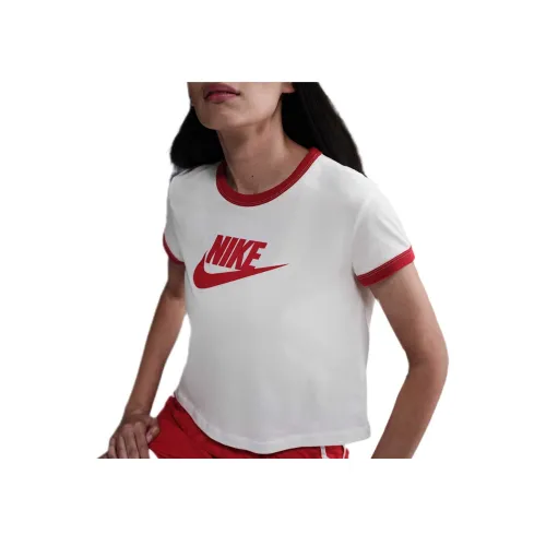 nike Sportswear Стандартная футболка Женская Белая 133