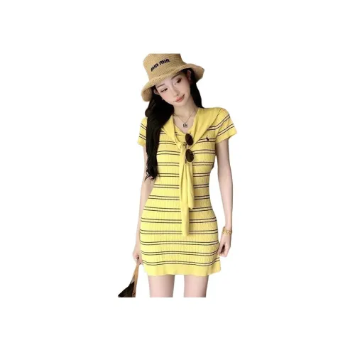 9c Collective Короткий рукав Платье Женское