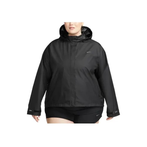 nike Fast Repel Куртки и Пальто Женские Черные