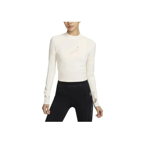 Nike Dri Fit T-Shirt Женская Светлый Айвори Белый Хаки