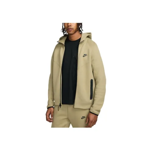 nike Sportswear Tech Fleece WINDRUNNER Куртки и Пальто Мужской Оливковый