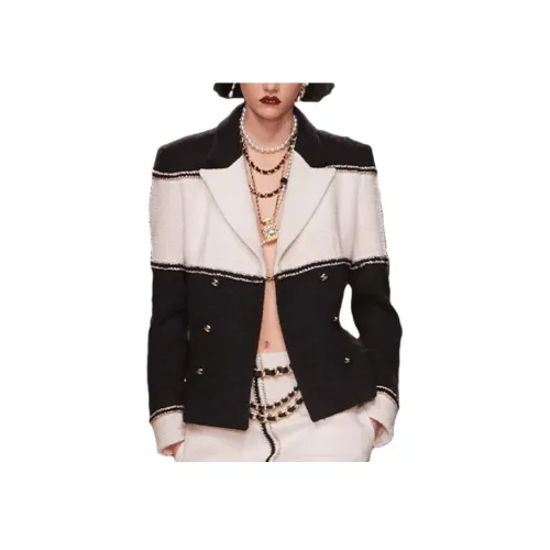 CHANEL Черные/Белые Женские Куртки