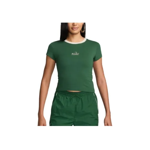 NIKE Зеленые Женские Футболки