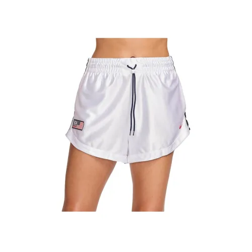 nike USA Village Спортивные шорты Женские Белые