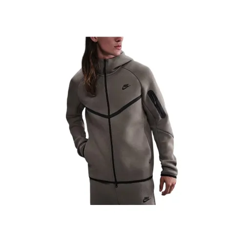 Nike Clothing Каменный Серый Мужские Куртки