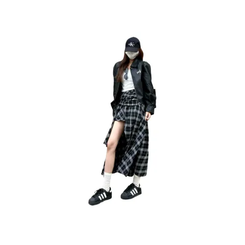 AURORA MUSE Черная куртка + клетчатая юбка Женские комплекты с юбкой