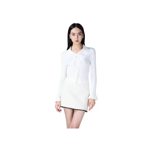 Caroline Белый Женский Трикотаж