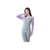 Светло-фиолетовый и серый.