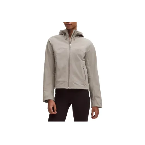 Женские куртки Lululemon