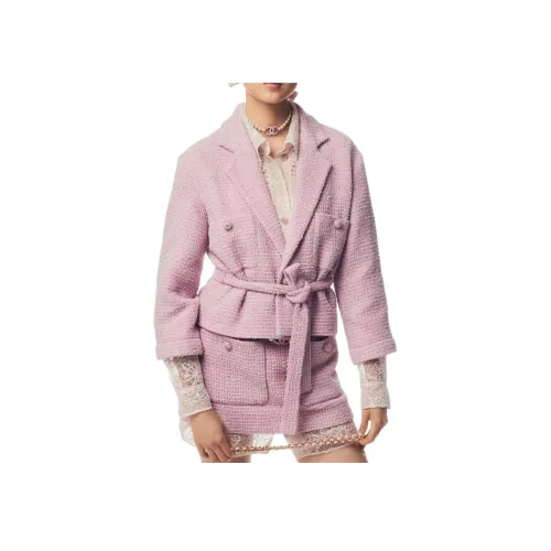 CHANEL 25P Куртки и пальто женские светло-розовые