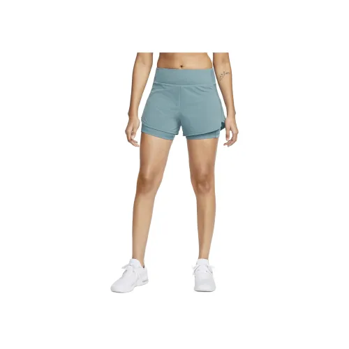 NIKE Светло-зеленые Женские Спортивные Шорты