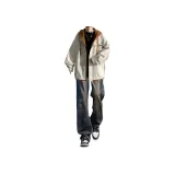 Хаки куртка + синие и зеленые джинсы