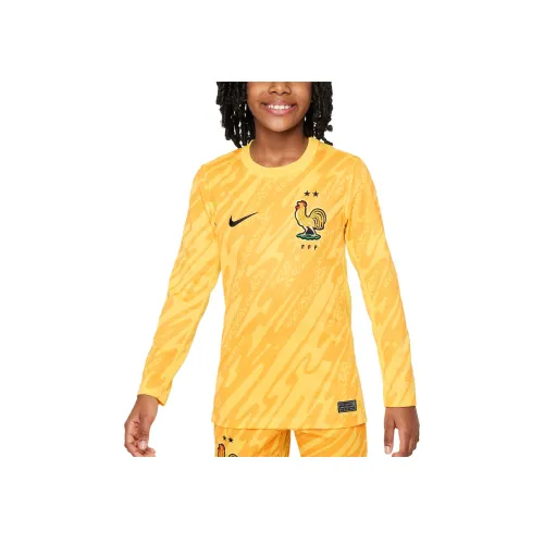 Джордан StadiumSustainable Materials T-Shirt Tour Желтый Университетский Золотой черный Подростки