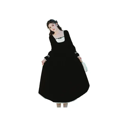 MORii Длинное платье с длинными рукавами женское