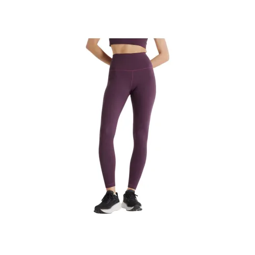 New Balance Спортивные брюки Женские Сливовый Коричневый