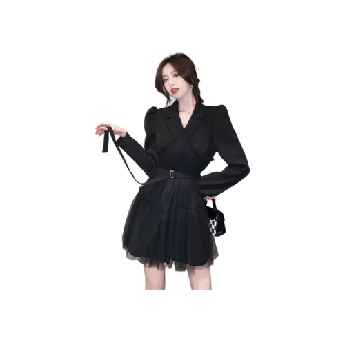 Kiki Clothing Boutique Длинное платье с длинными рукавами женское