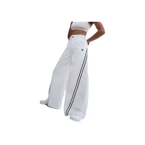 nike Ткани вязаные Повседневные брюки Женские Белые