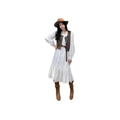 SKYA Женские Комплекты с Юбкой